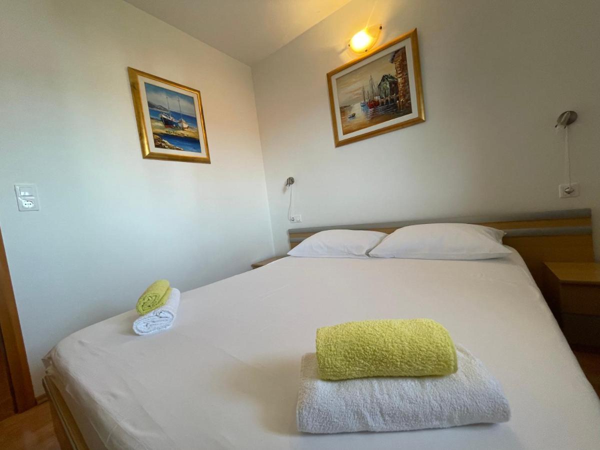 Holiday House Jakasa Trogir Exterior photo