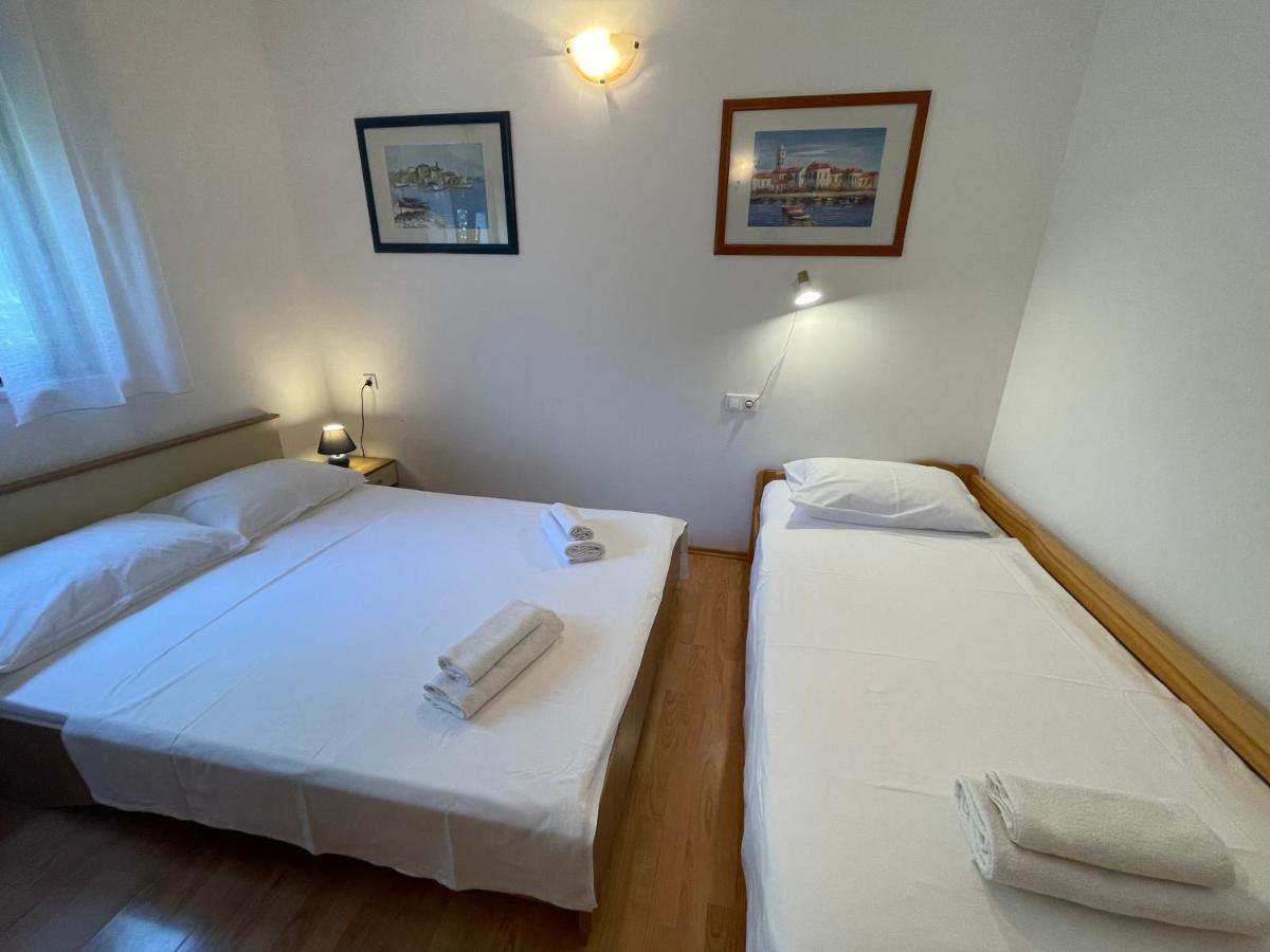 Holiday House Jakasa Trogir Exterior photo